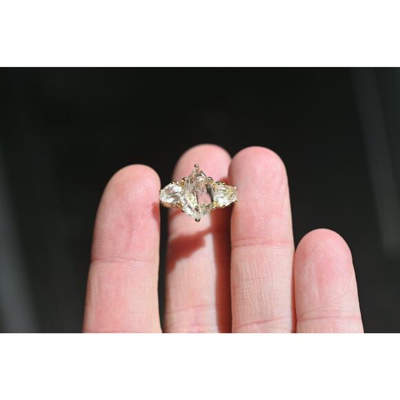 alternative raw diamond engagement rings, raw crystal size 4 5 6 7 8 8 9 10 11 - Picture 4 of 10